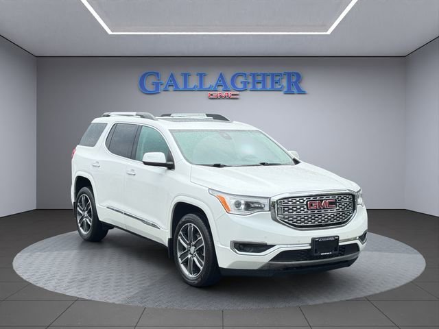 2017 GMC Acadia Denali AWD's photo