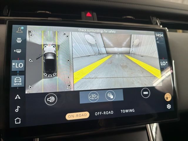 New 2026 Arroios Grey Land Rover Dynamic SE image 34