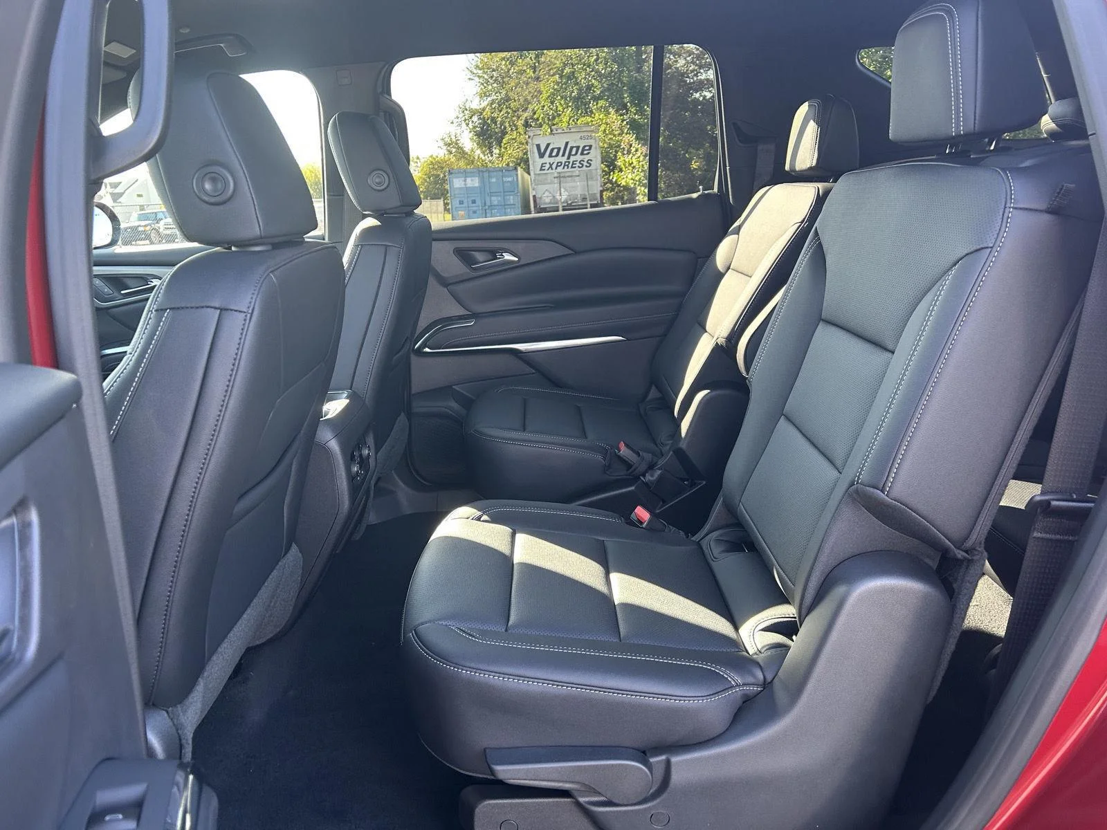 2026 Chevrolet Traverse LT - Photo 37