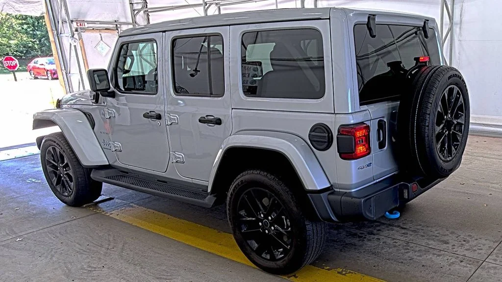 Used 2024 Silver Jeep Sahara 4xe image 4