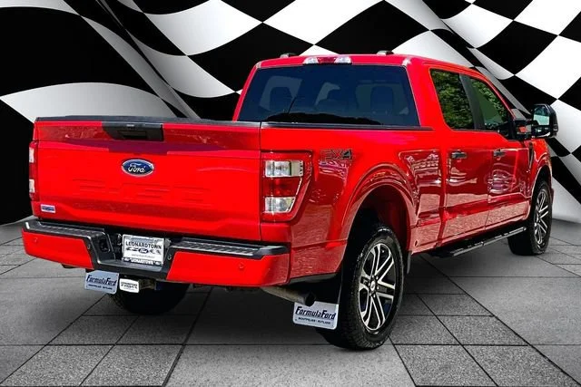 Used 2023  Ford XL image 2