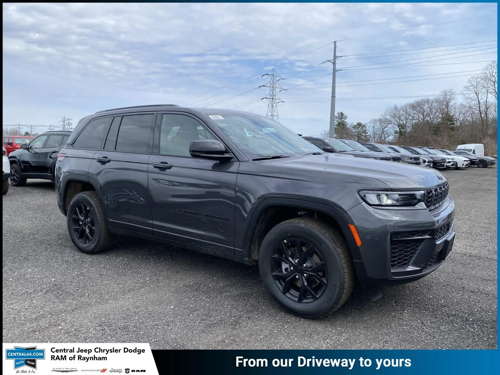 2026 Jeep Grand Cherokee Laredo