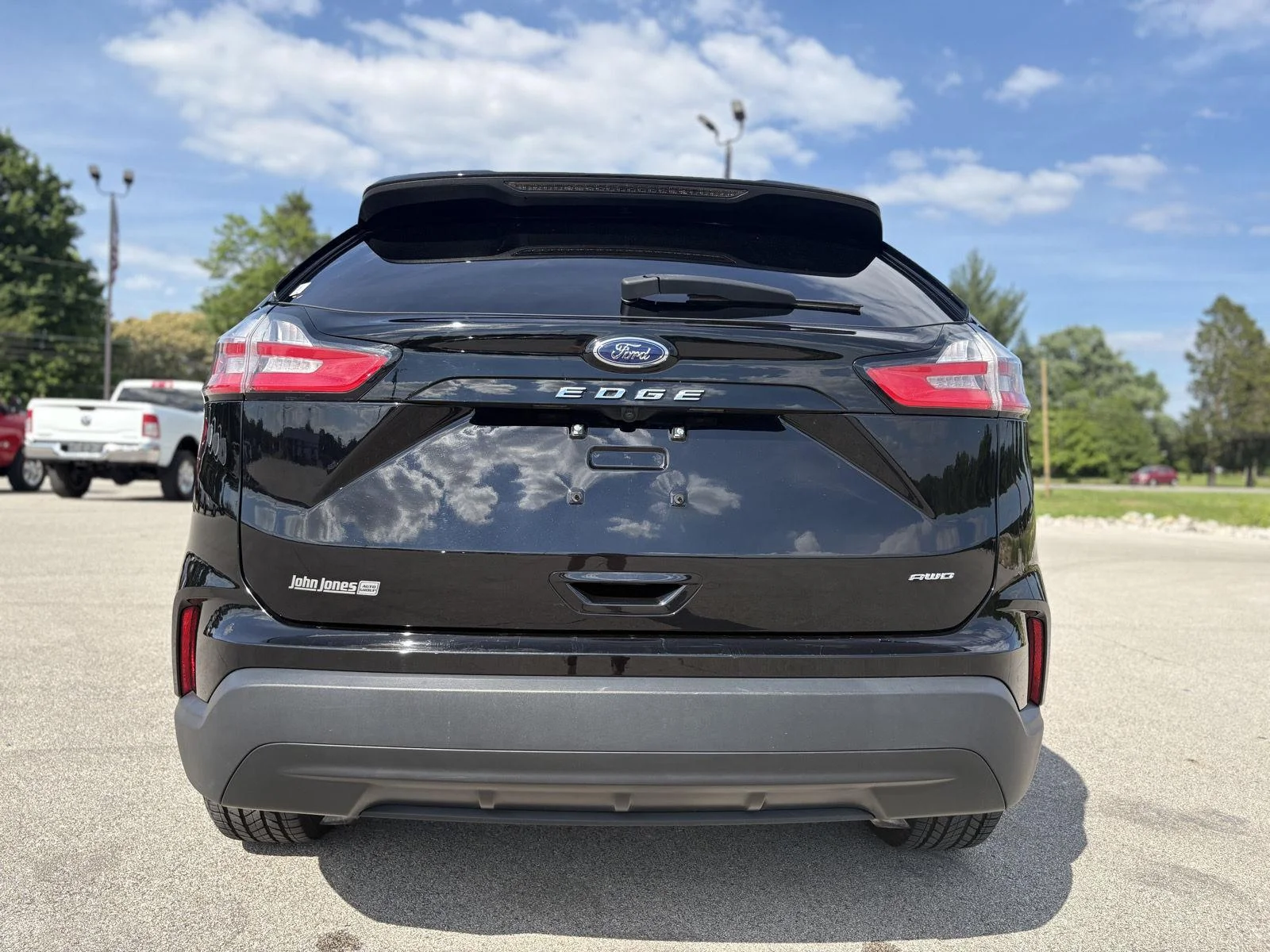 Used 2023 Agate Black Metallic Ford SE image 19