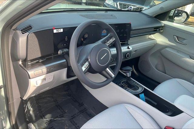 2026 Hyundai Kona SE - Photo 6