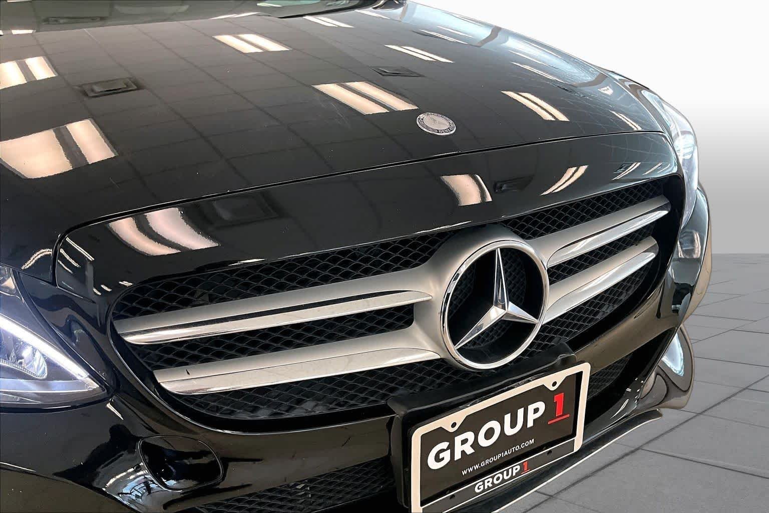 Used 2015 Black Mercedes-Benz C 300 image 29