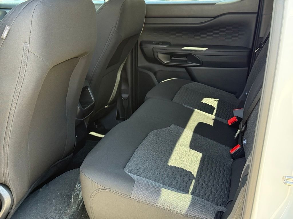 New 2026 Oxford White Ford XLT image 7