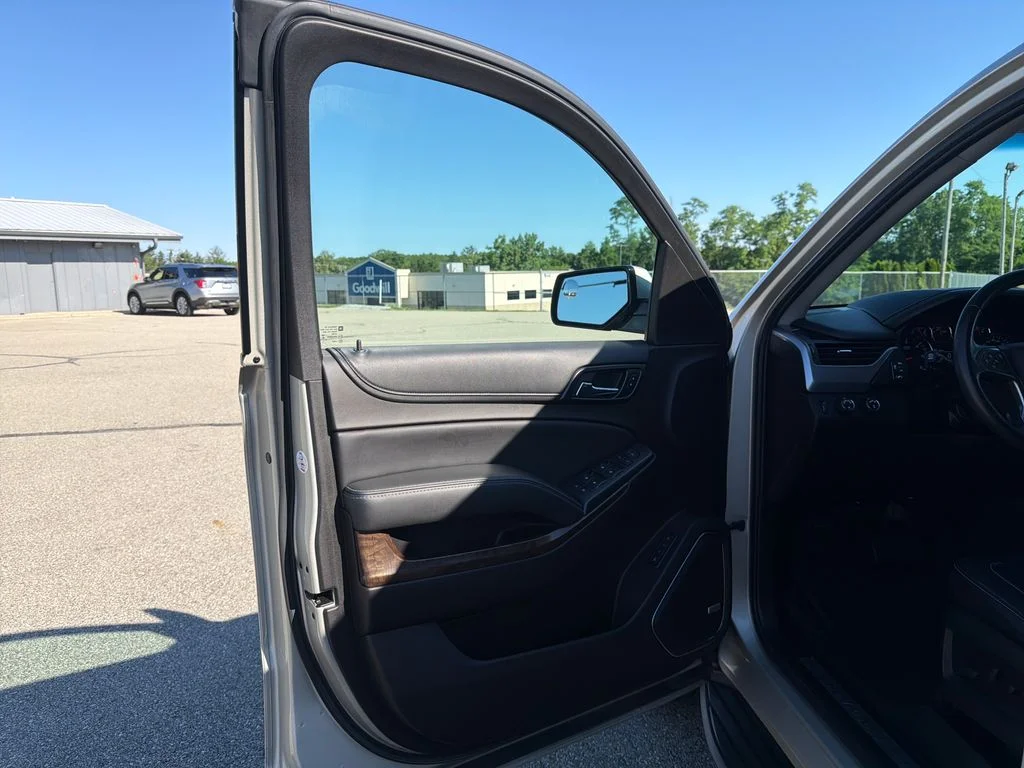 Used 2017 Champagne Silver Chevrolet LT image 13
