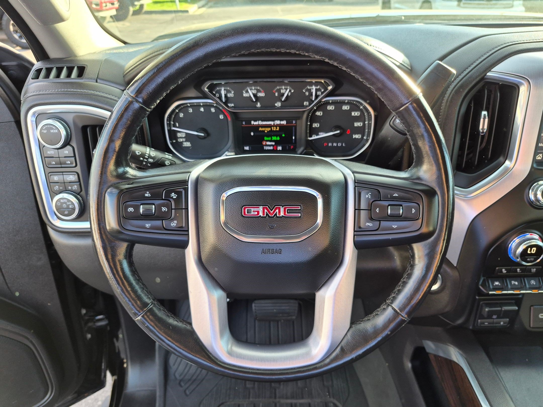 Used 2020 Onyx Black GMC SLT image 16