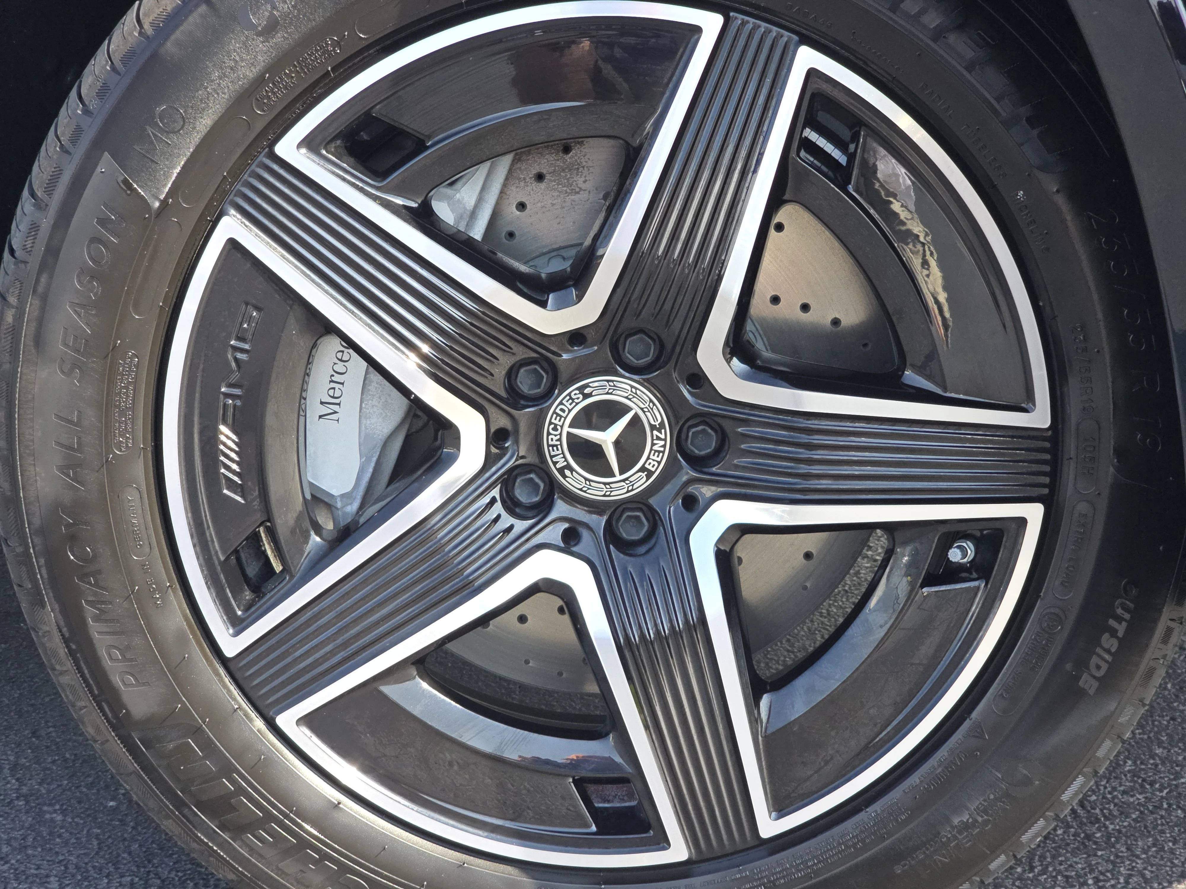 Used 2024 Black Mercedes-Benz GLC 300 image 15