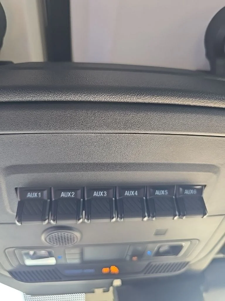 New 2026 Avalanche Gray Ford Badlands® image 22