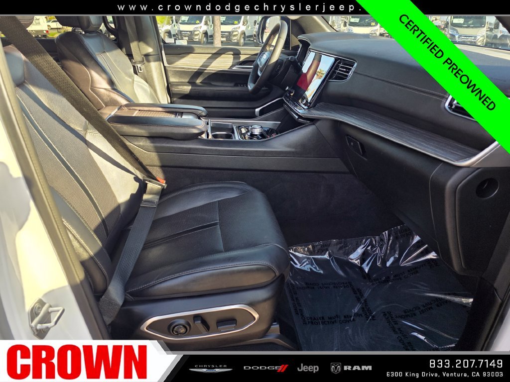 Certified Used 2024 White Jeep Series II image 11