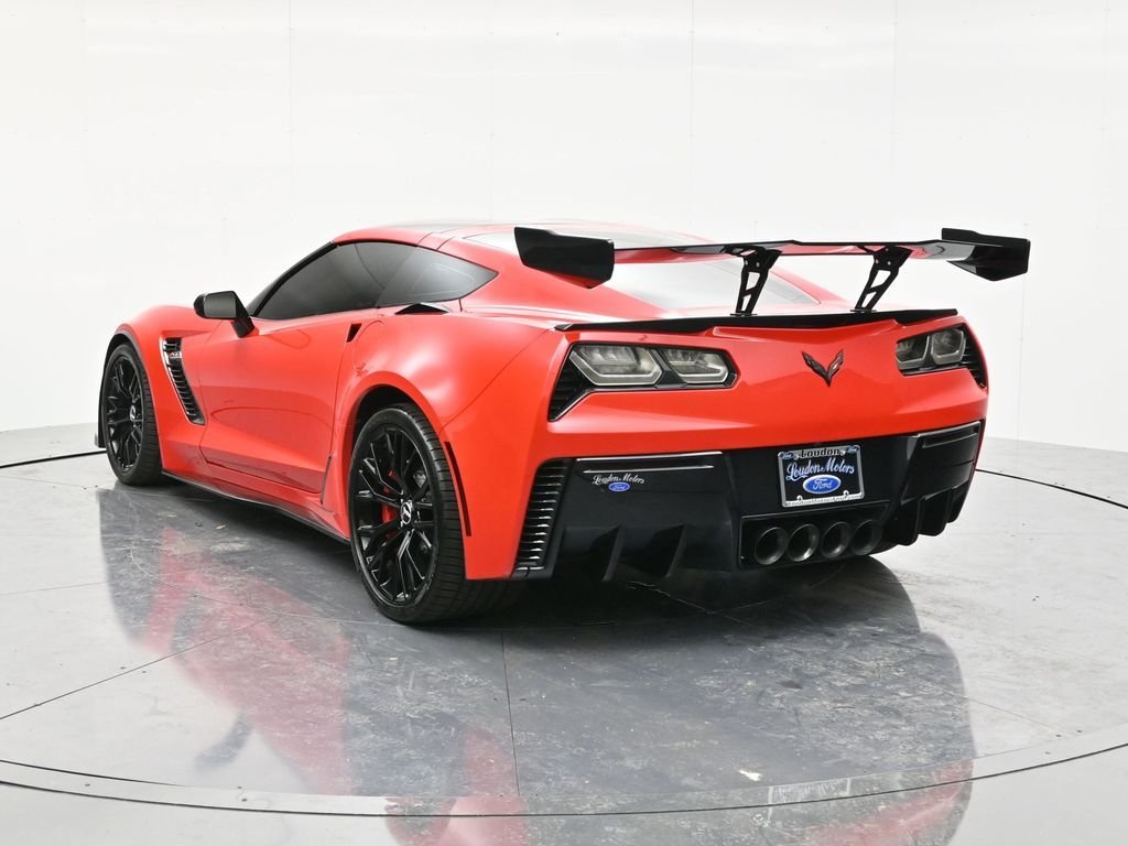 Used 2015 Torch Red Chevrolet Z06 image 7