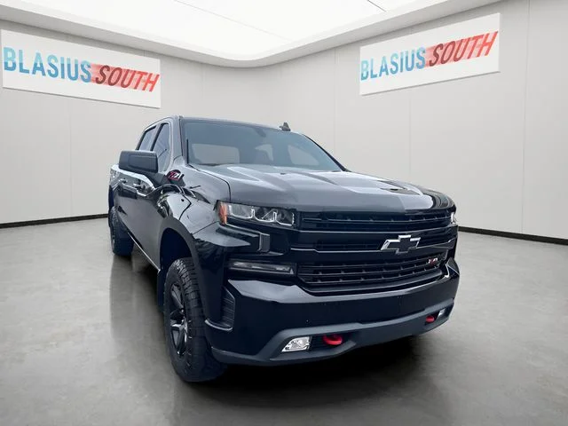 Used 2019  Chevrolet LT Trail Boss image 1
