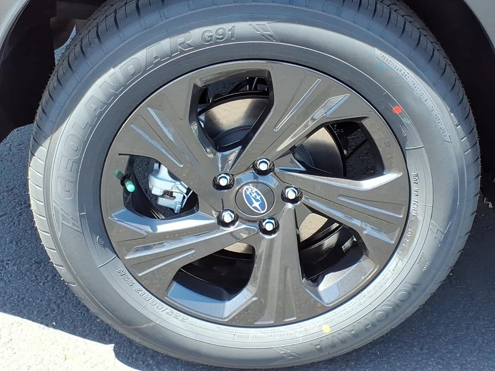 New 2026 LITHIUM RED PEARL Subaru Base image 9