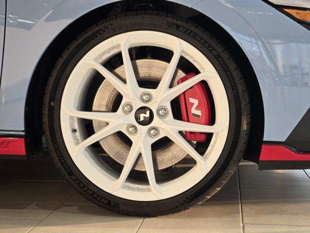 2026 Hyundai Elantra N - Photo 8