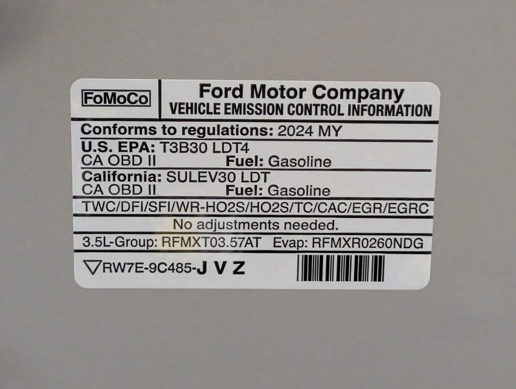 Certified Used 2024 Iconic Silver Metallic Ford XLT image 32