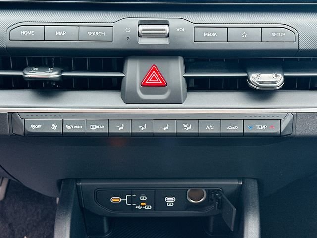 New 2026 Snow White Pearl Kia LXS image 15