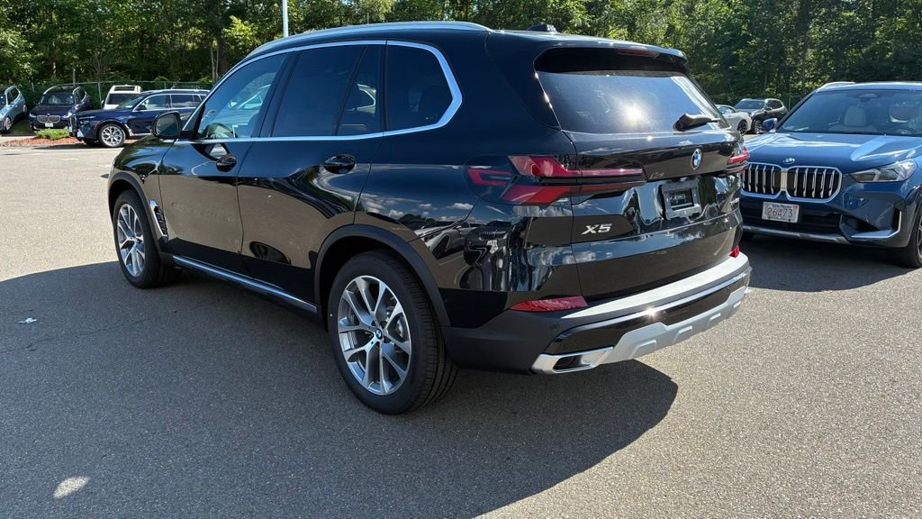 New 2026 Black Sapphire Metallic BMW xDrive40i image 3
