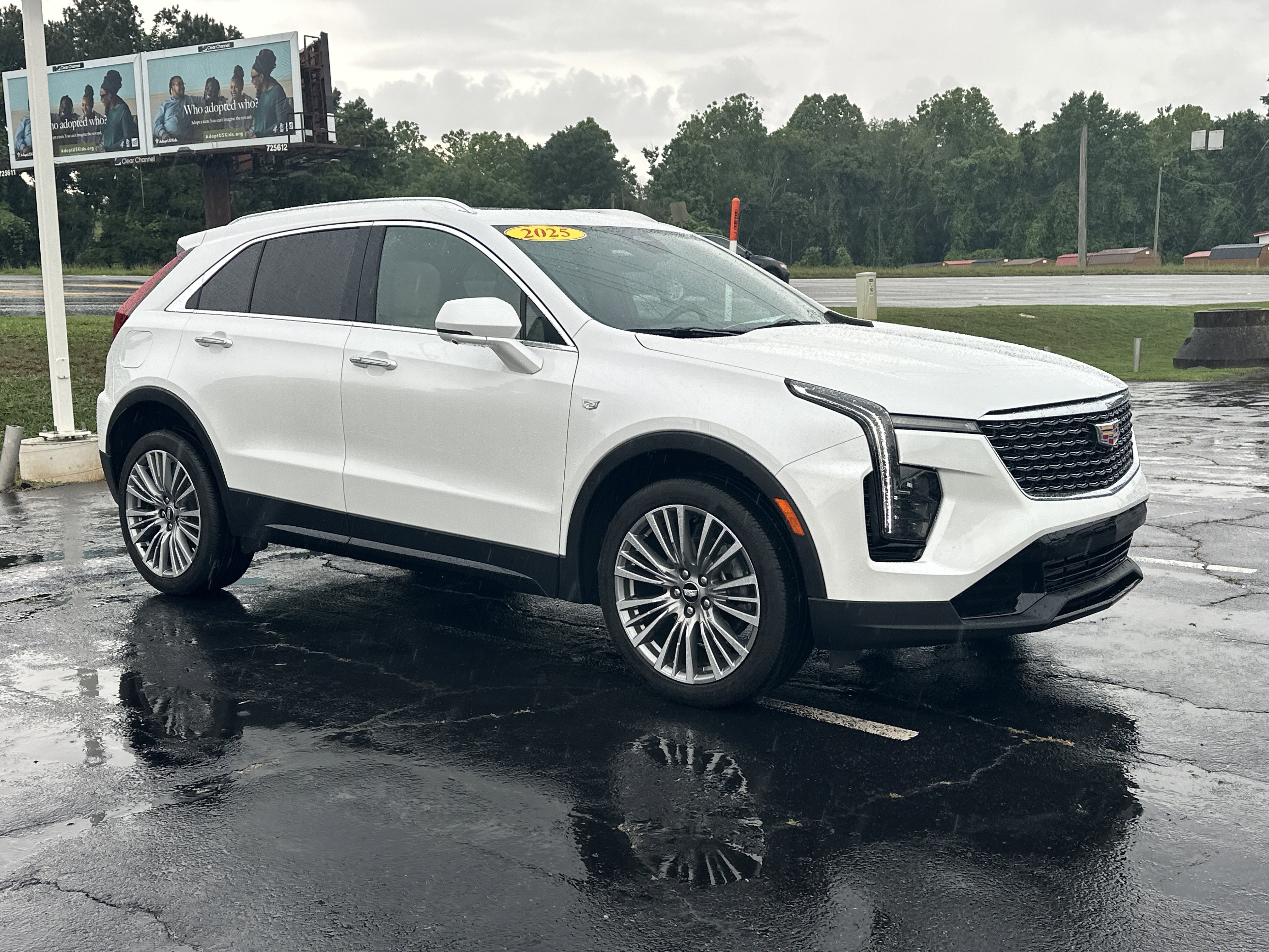 2025 Cadillac XT4 Premium Luxury's photo