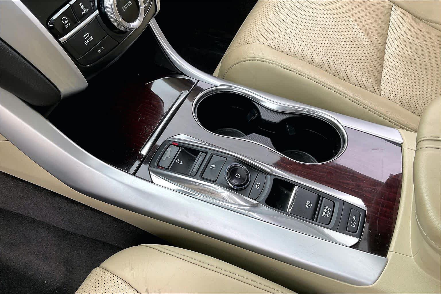 Used 2015 Basque Red Pearl II Acura V6 Tech image 16