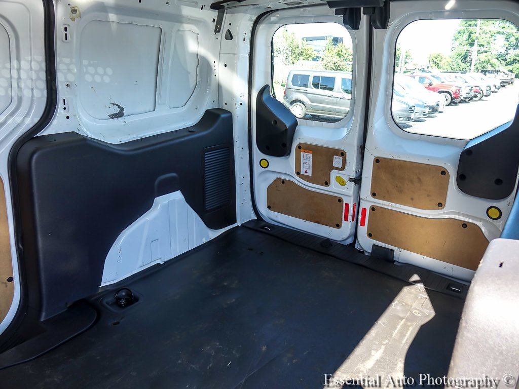 Used 2016 Frozen White Ford XL image 21