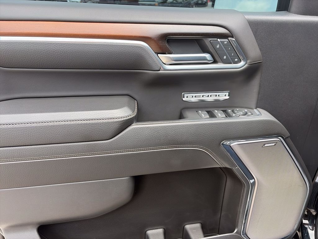 Used 2024 Black GMC Denali image 17