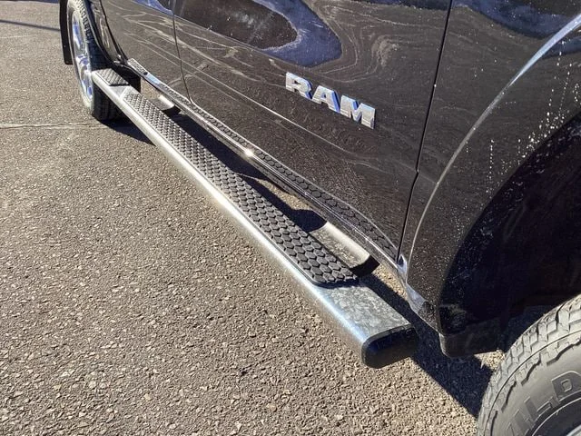 New 2026 Diamond Black Ram BIG HORN CREW CAB 4X4 5