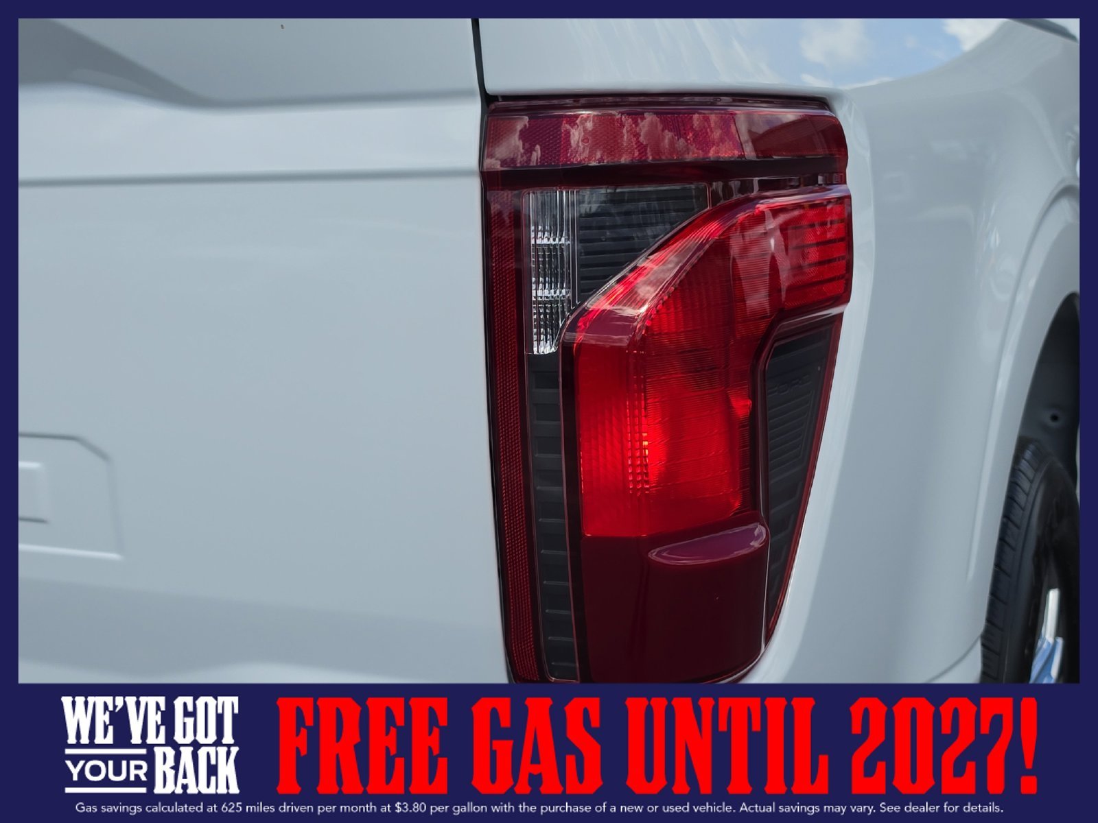 New 2026 Oxford White Ford XLT image 8