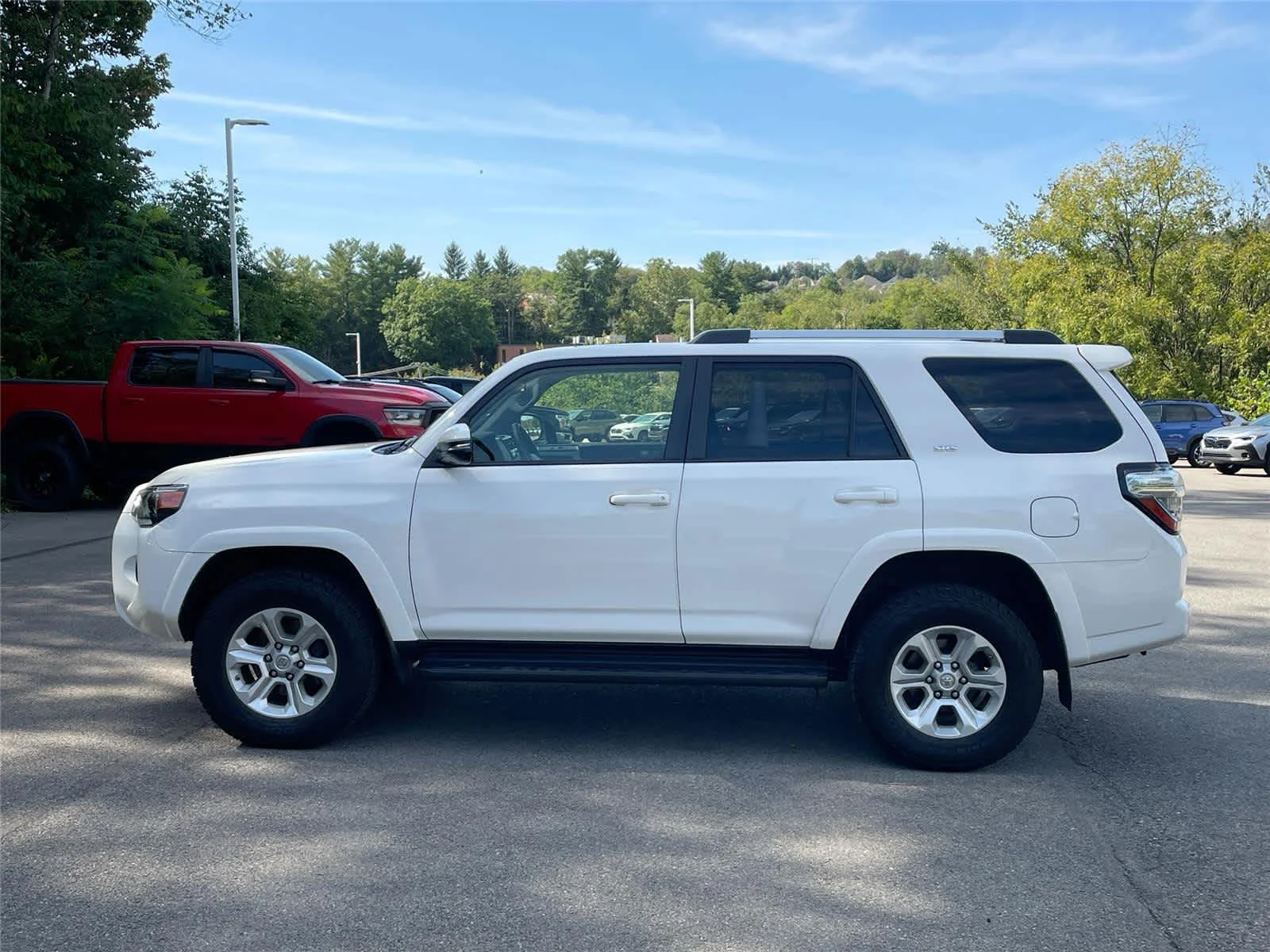 Used 2019 Super White Toyota SR5 Premium image 2