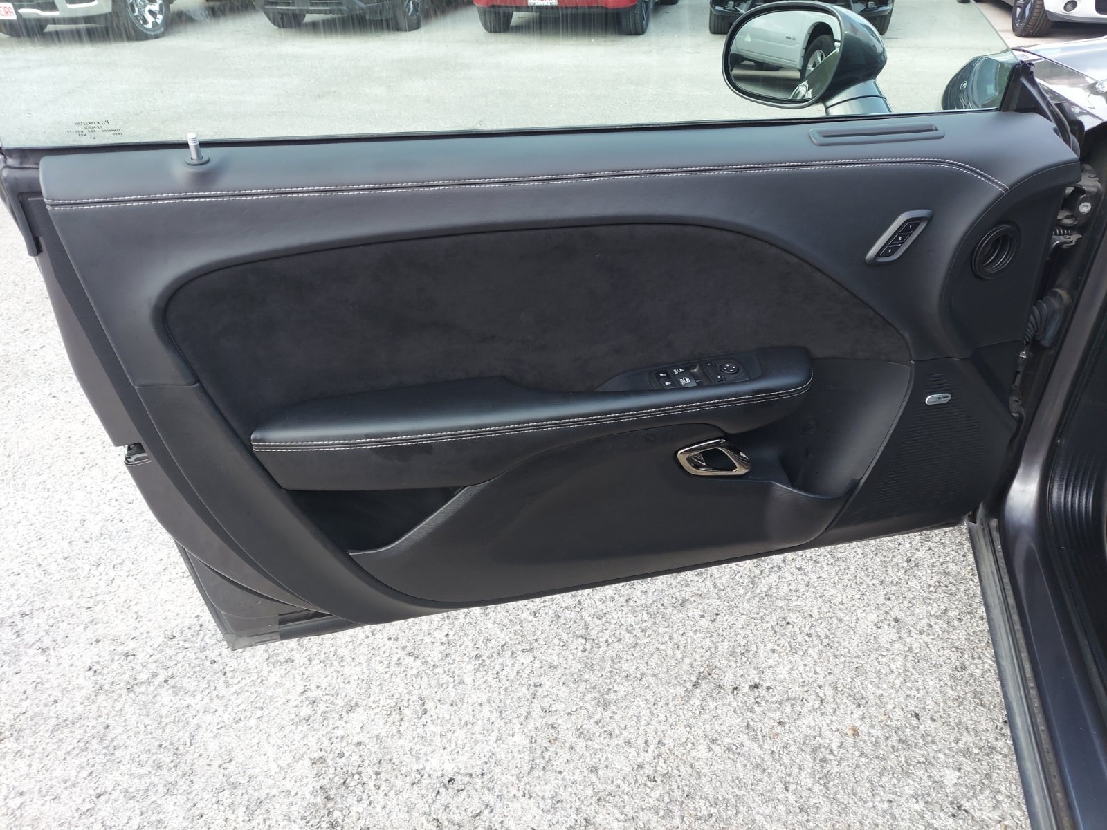 Used 2023 Granite Pearlcoat Dodge SRT Hellcat Jailbreak image 28