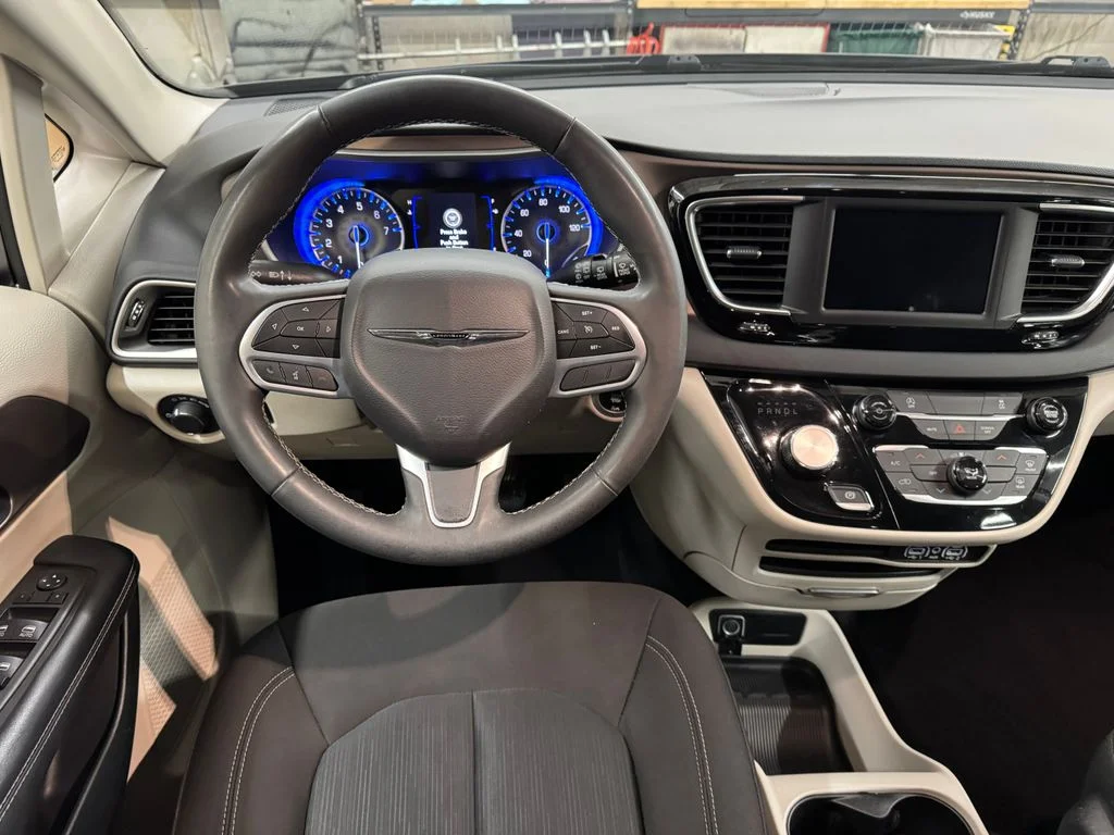 Used 2023 Gray Chrysler LX image 18