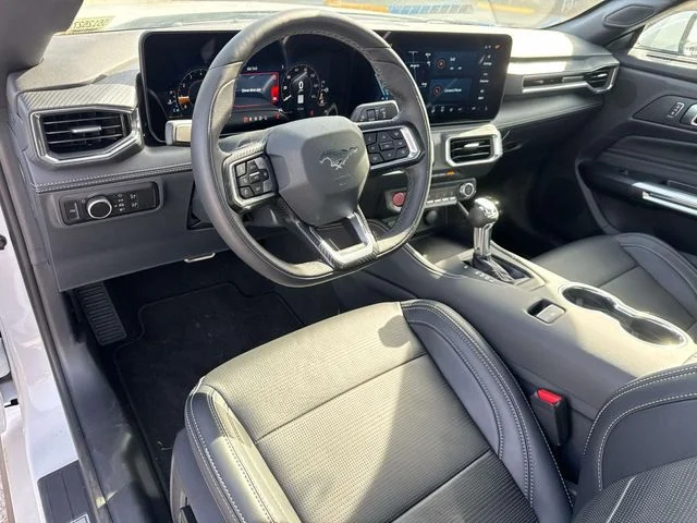 2025 Ford Mustang EcoBoost Premium Fastback - Photo 30