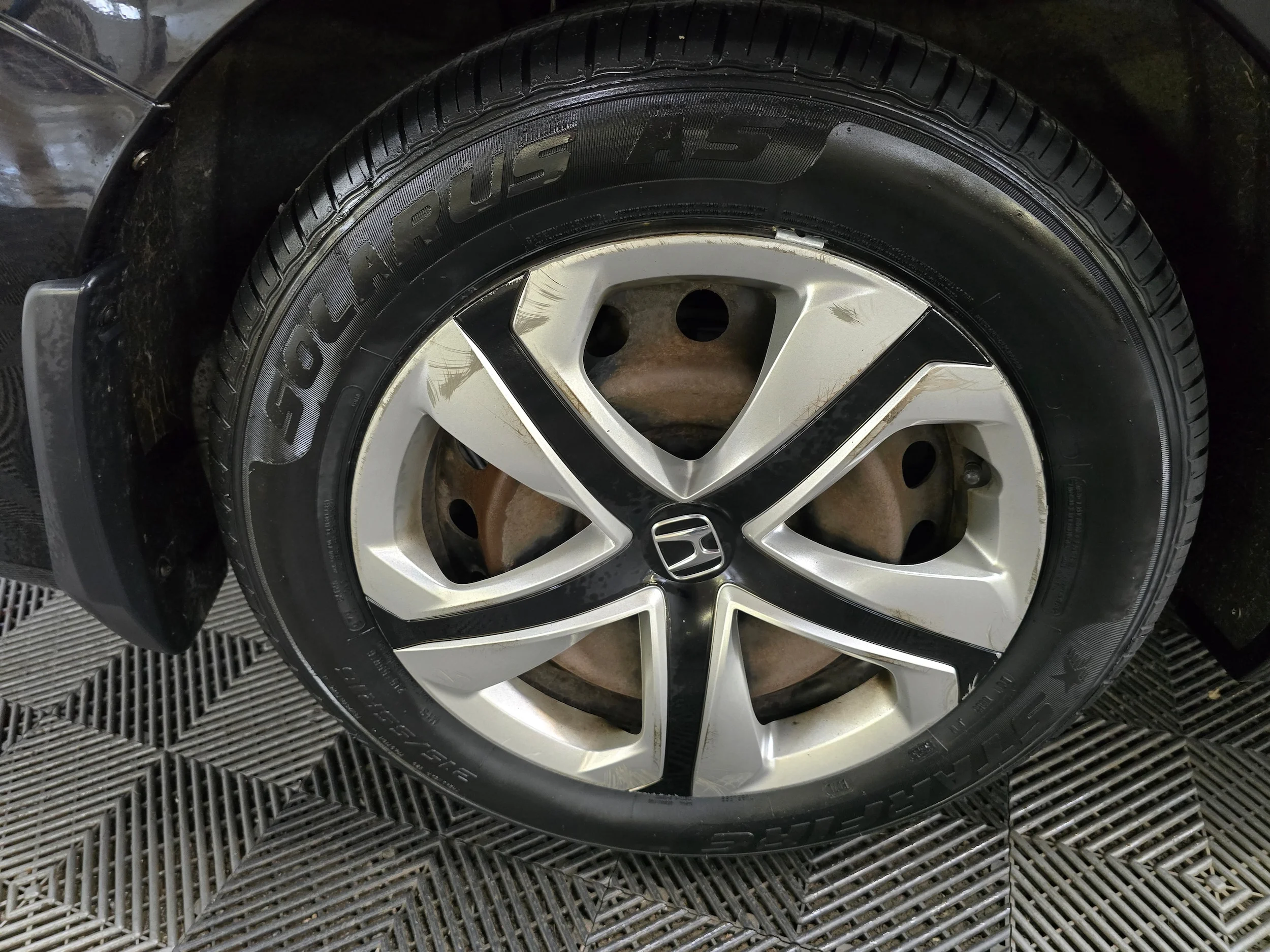 Used 2016 Black Honda LX image 13