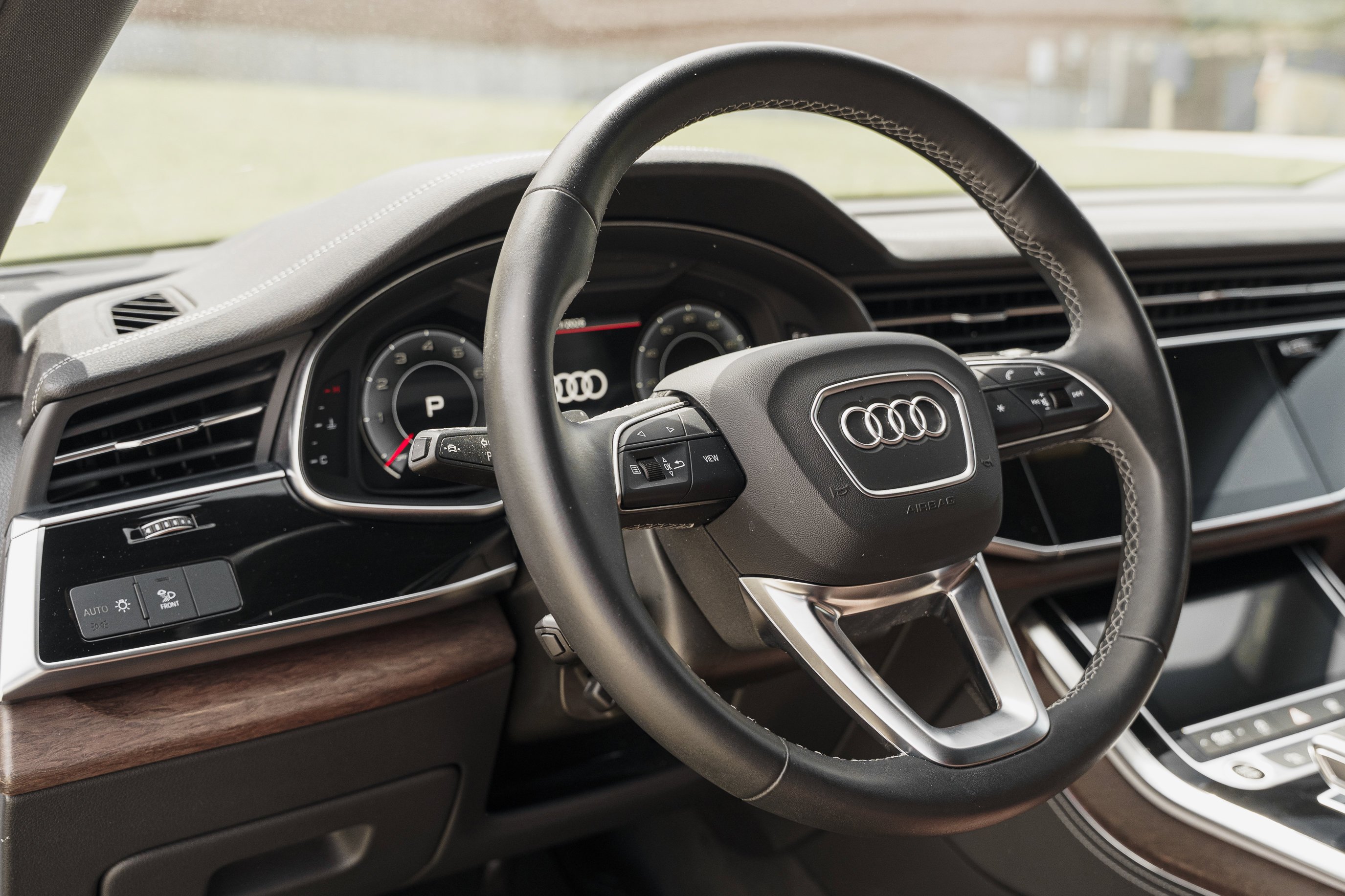 Used 2025 Carrara White Audi Premium Plus image 10