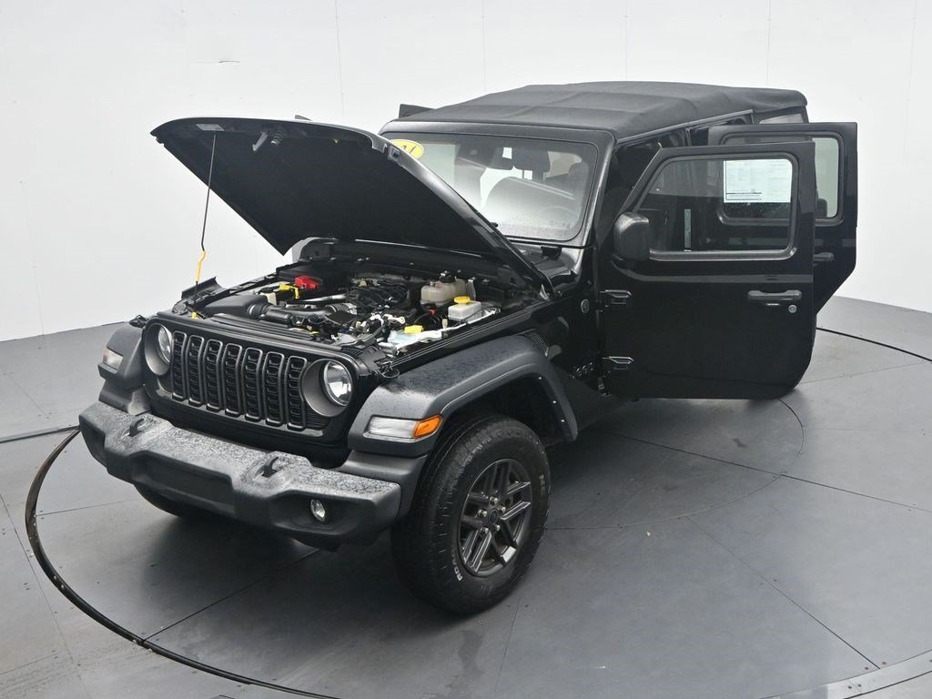 Used 2024 Black Clearcoat Jeep Sport S image 43