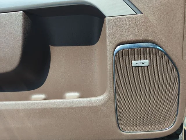 Used 2015 Green Chevrolet LTZ image 33