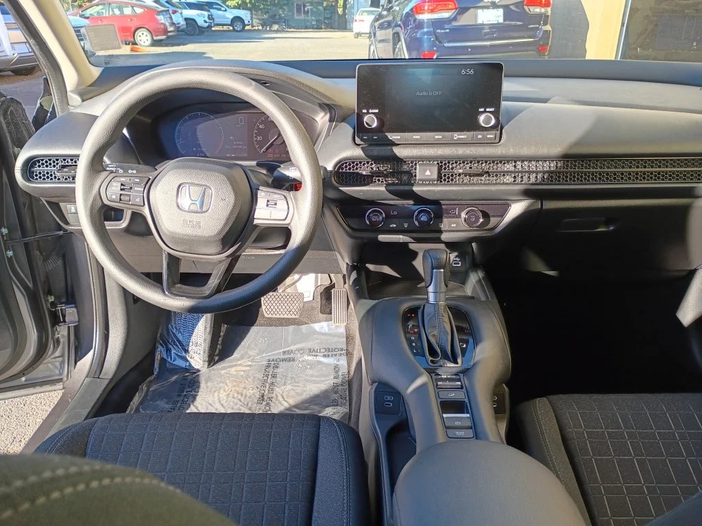 Used 2024 Modern Steel Metallic Honda LX image 19