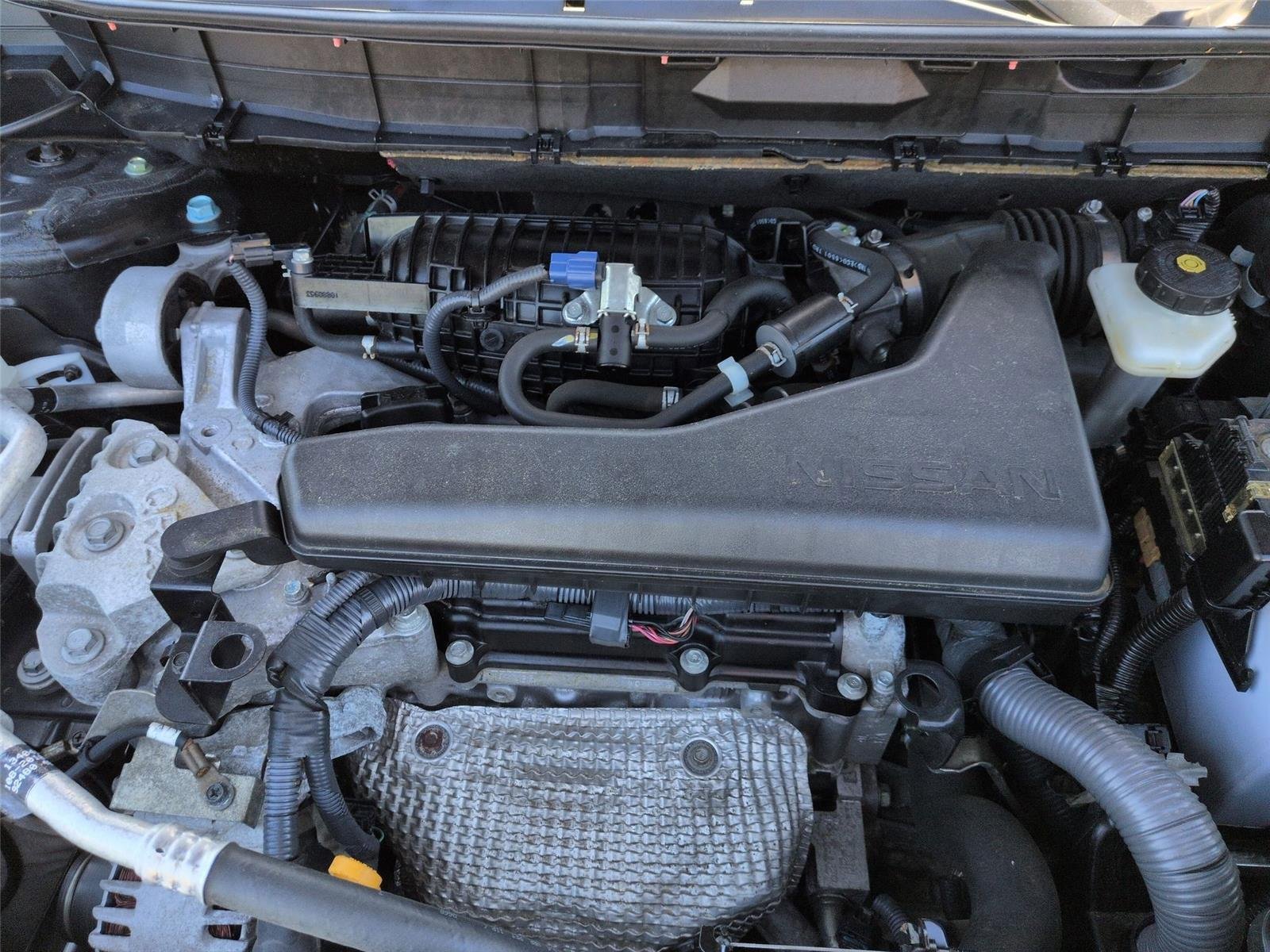 Used 2018 Magnetic Black Nissan SL image 38