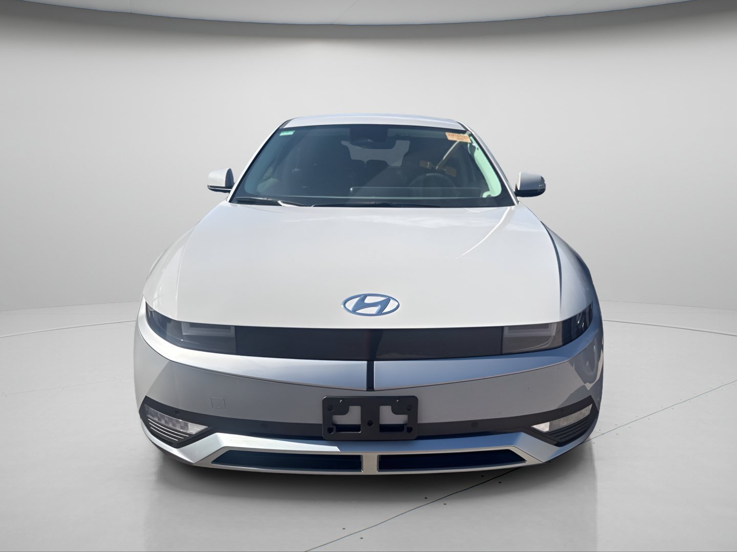 Used 2024 Cyber Gray Hyundai SEL image 4