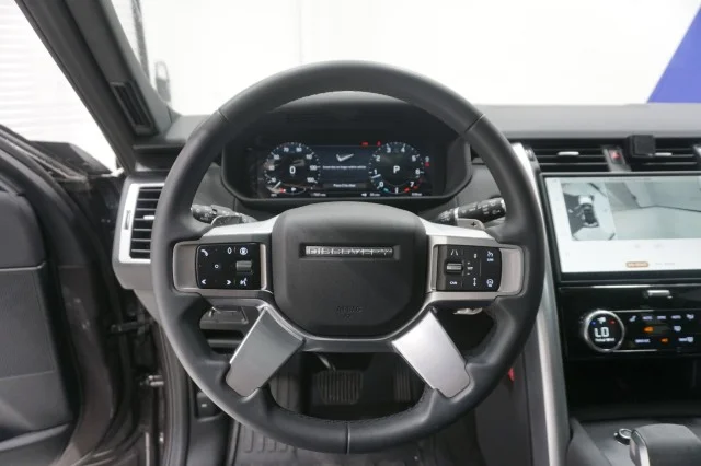 Used 2025 GRAY Land Rover S image 29