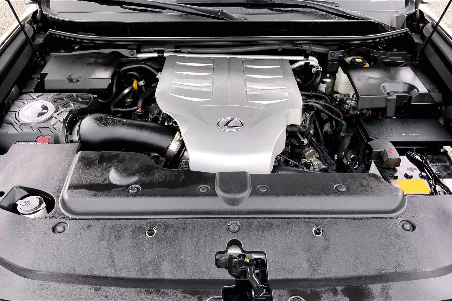 Used 2023 Atomic Silver Lexus Premium image 31
