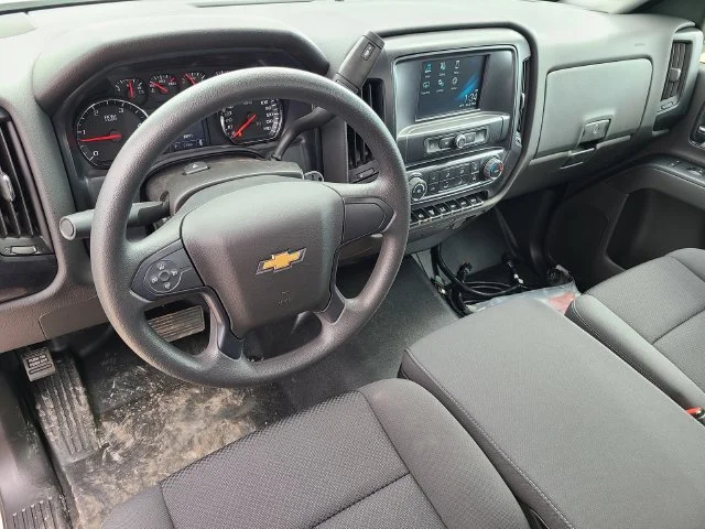 Used 2023 White Chevrolet 1WT image 29