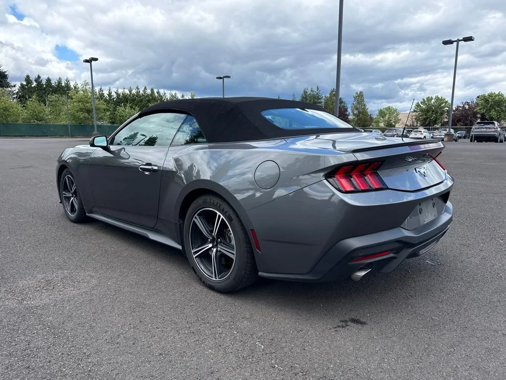 Used 2024 Carbonized Gray Metallic Ford EcoBoost Premium image 5
