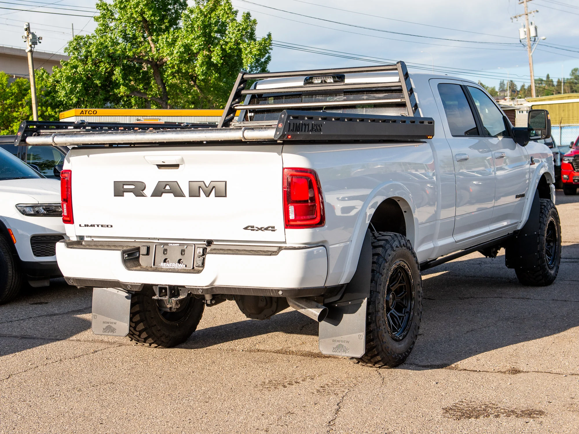 Used 2026 White RAM Limited* Mega Cab, 37 Inch Tires, 5 Inch Lift, Limitless Sled Deck image 9