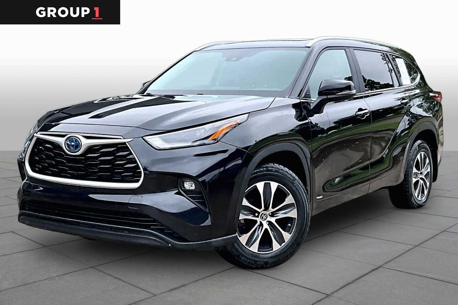 2023 Toyota Highlander Hybrid XLE