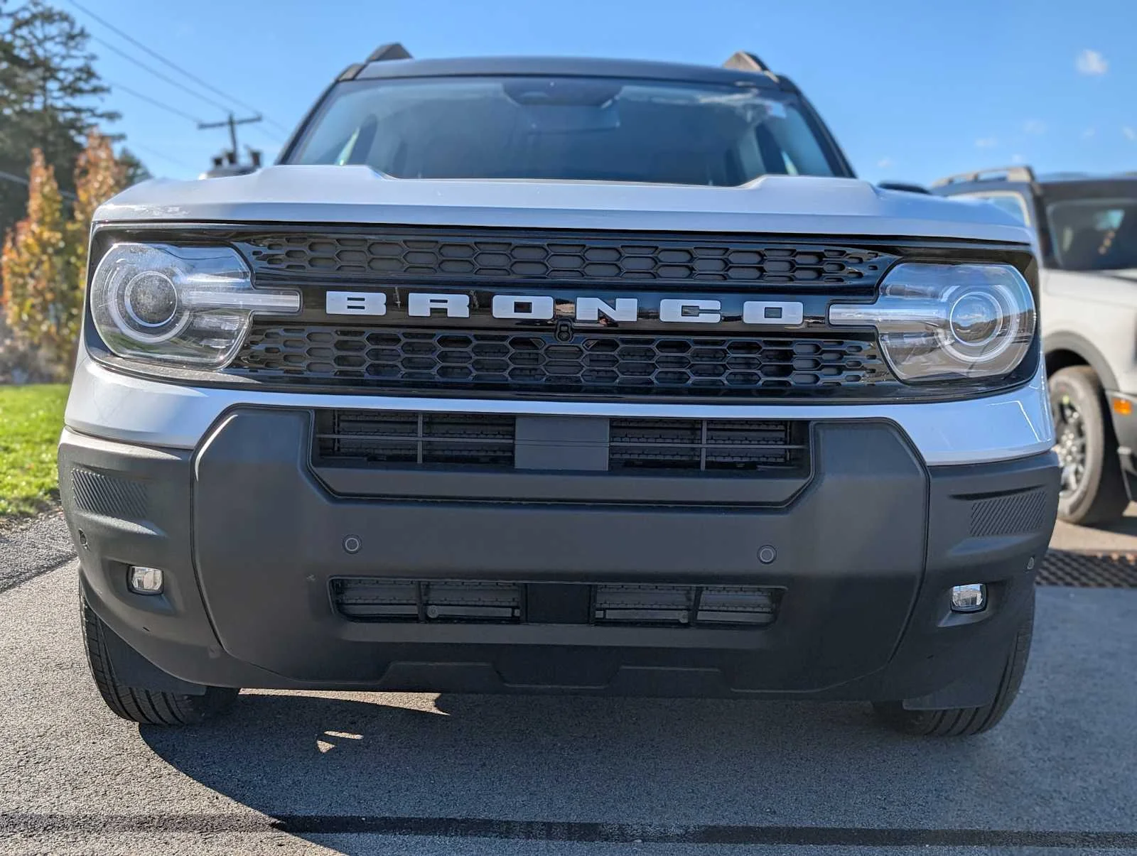 New 2025 Oxford White Ford Outer Banks® image 2