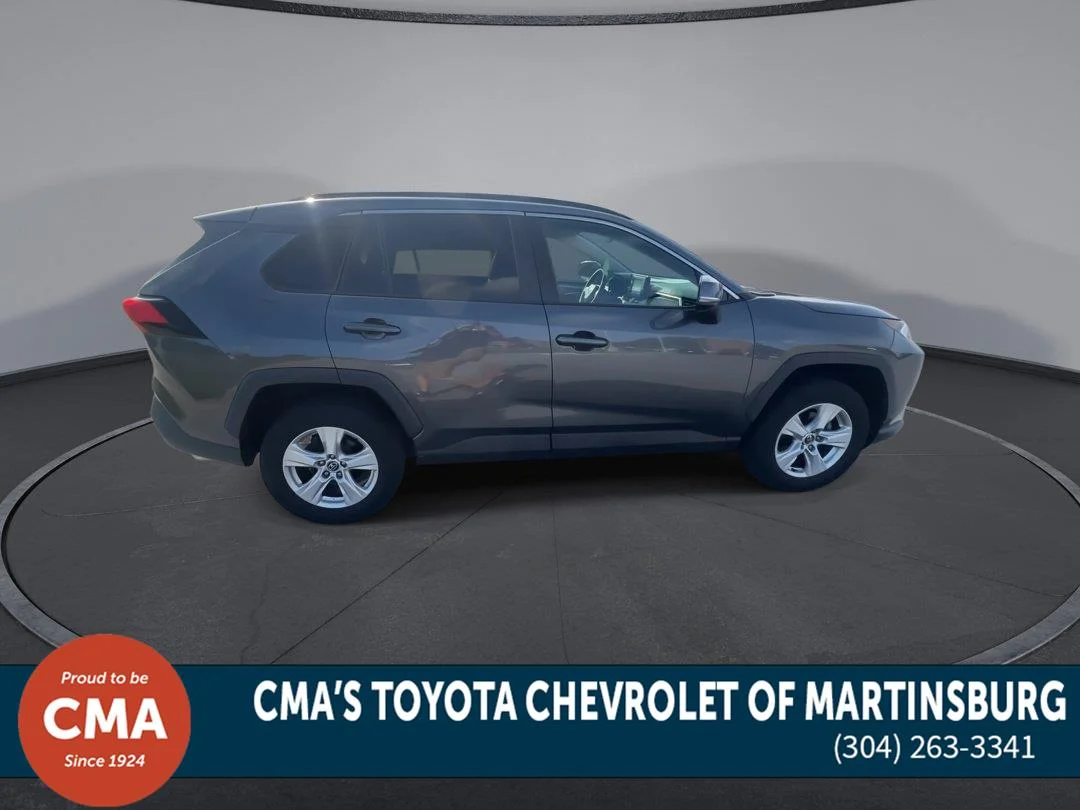 Used 2021 Magnetic Gray Metallic Toyota XLE image 9