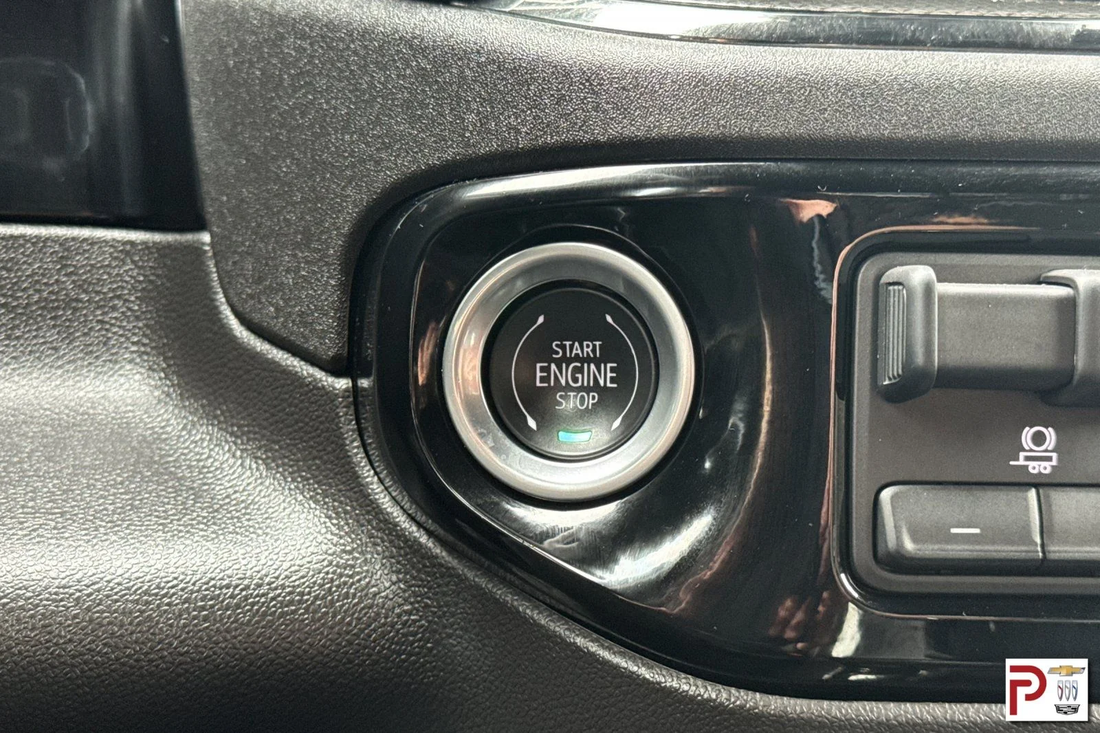 Used 2024 Black Chevrolet ZR2 image 27