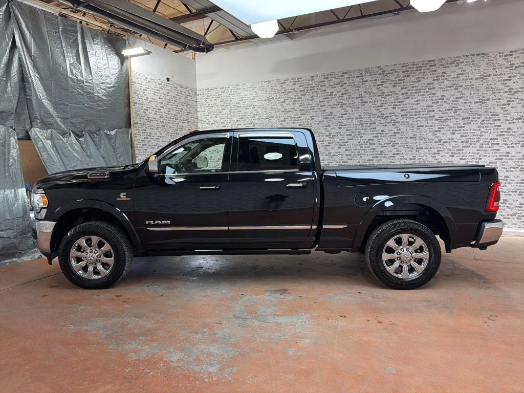 Used 2019 Diamond Black Crystal Pearlcoat Ram Limited image 4