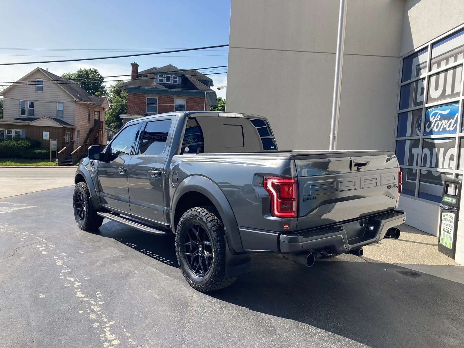 Used 2018 Gray Ford Raptor image 4